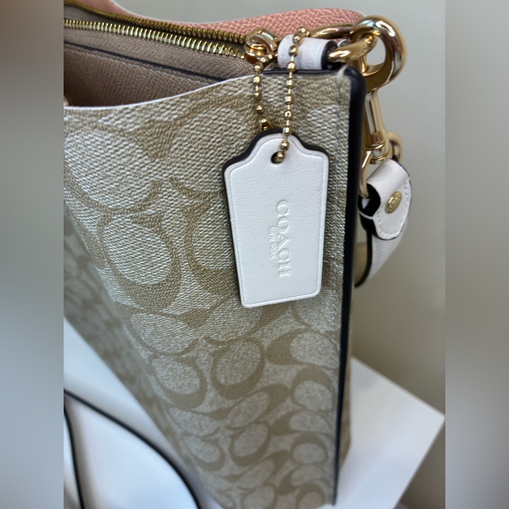 Coach Mollie Bucket Bag In Signature Canvas Gold Ligh Khaki Chalk - Picture 2 of 9